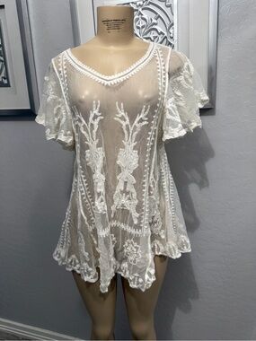 Women’s White Lace Swim Cover-Up Tunic